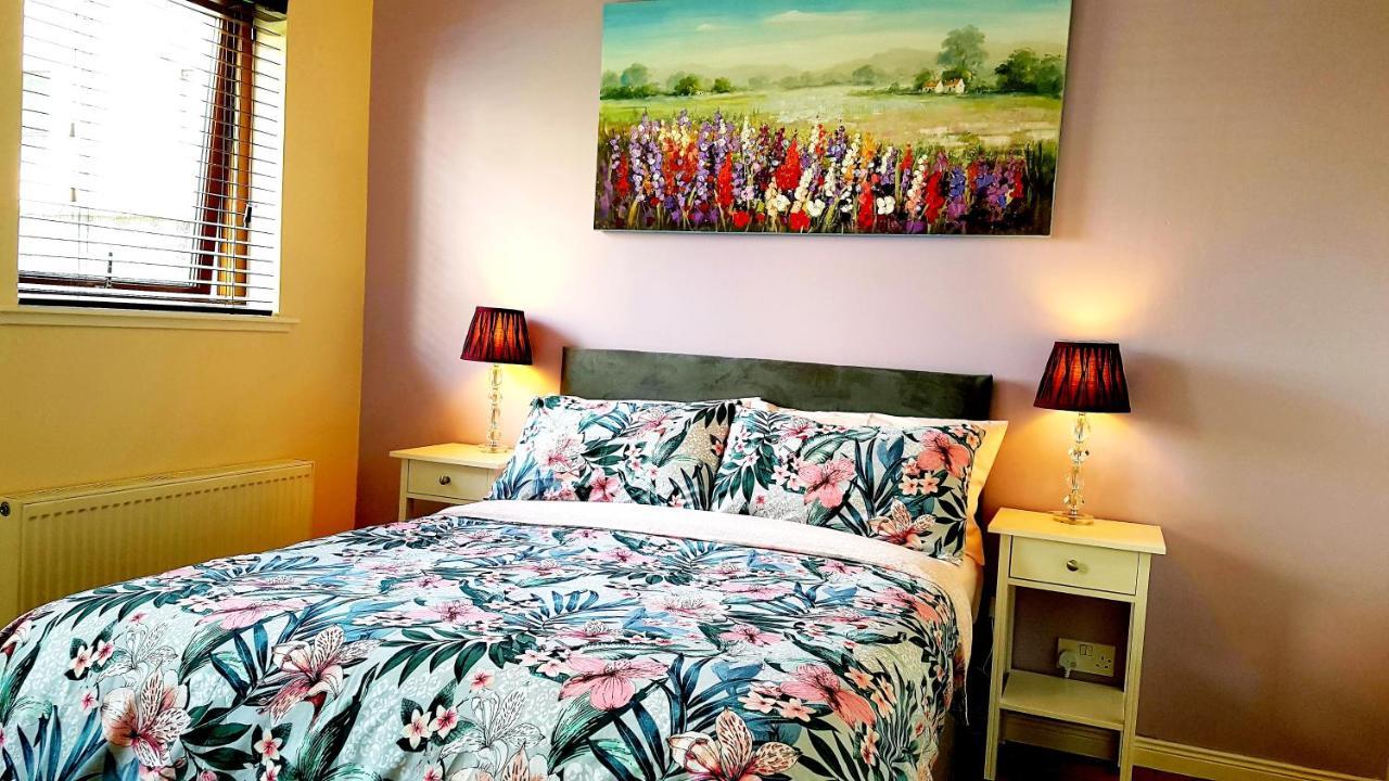 Inverness City 2 Bedroom Free Parking ภายนอก รูปภาพ